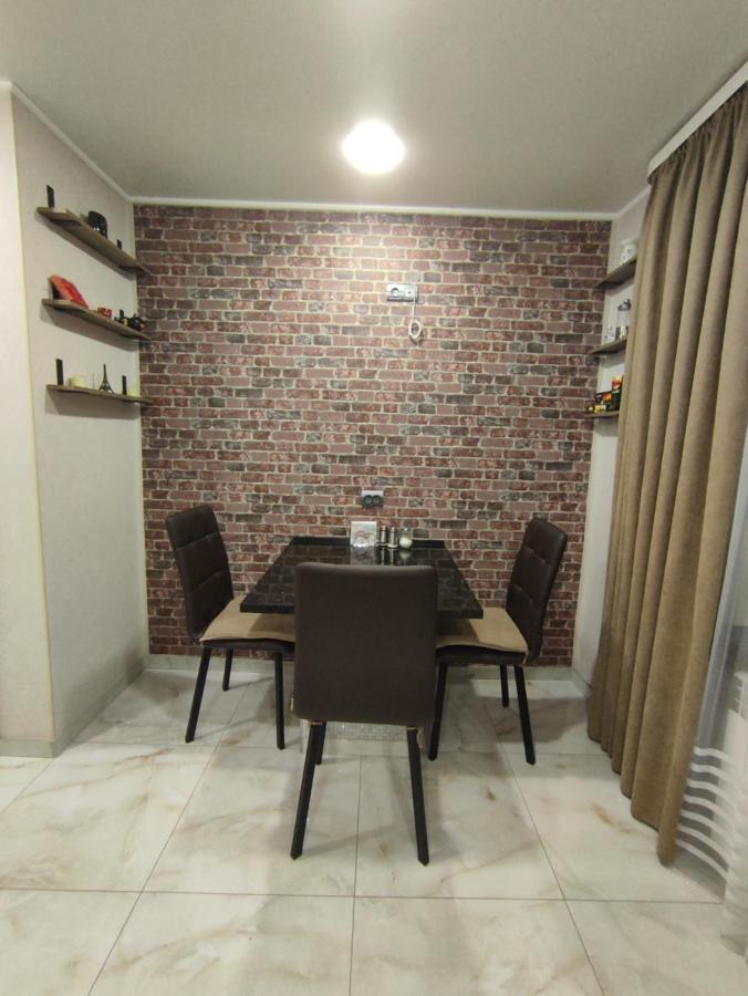 Lux Apartment In City Center Кременчуг Экстерьер фото